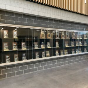 ShowVault Sliding3 ShowVault Sliding3